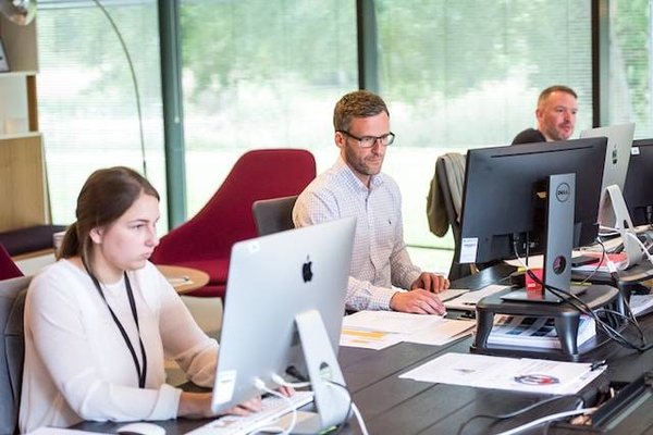 Comment utiliser les outils et les logiciels du service Administration ?